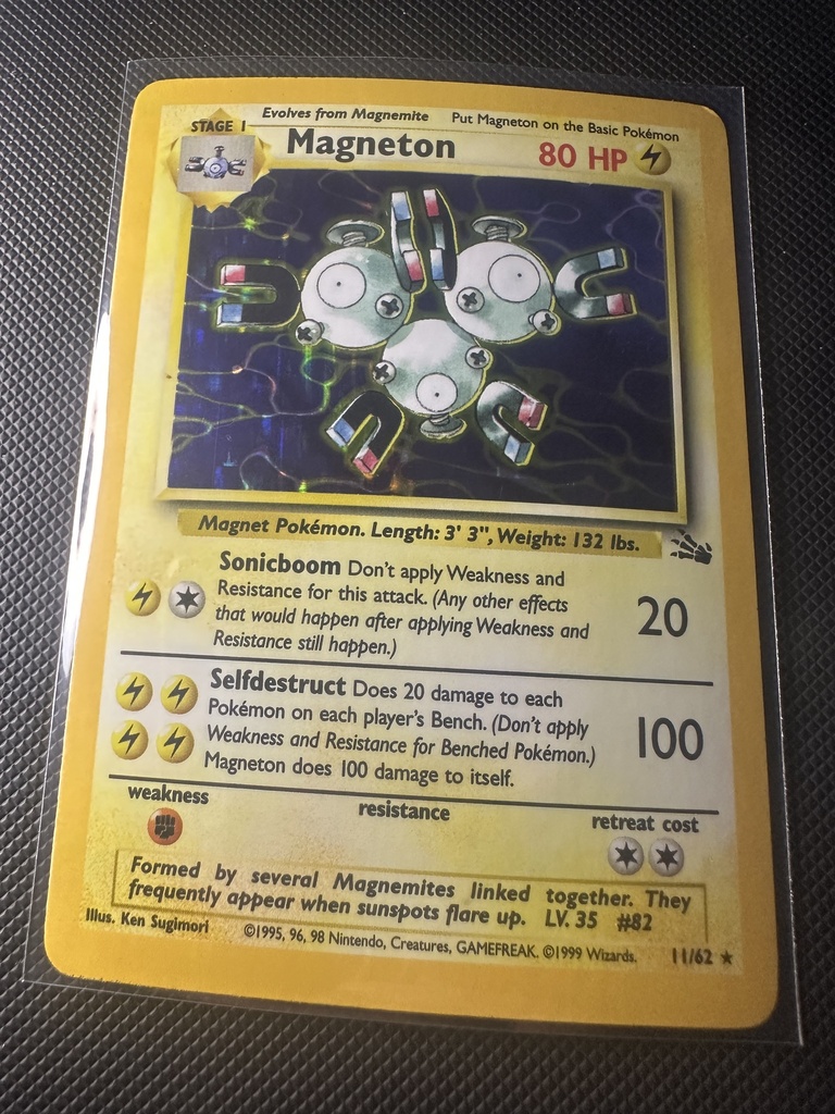 Magneton Unlimited Holofoil LP Fossil English 11 |5ee7814f-8e4f-4a8f-bfb4-f79215b85ecb