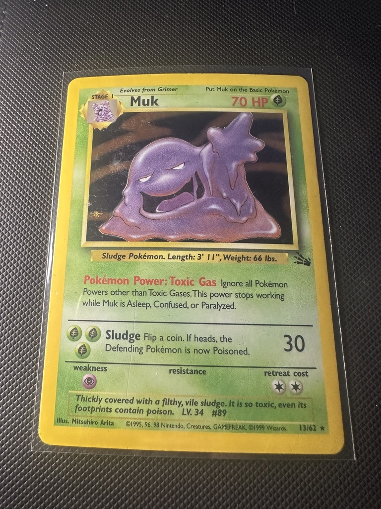Muk Unlimited Holofoil HP Fossil English 13 |dbc120c7-58b9-46d7-b043-a0dbd676ba7b